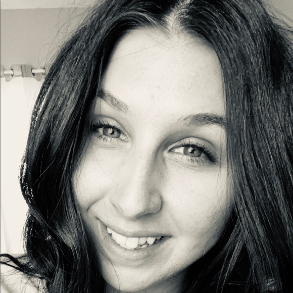 Meet the Posher, Emma! - Picture 1 of 1